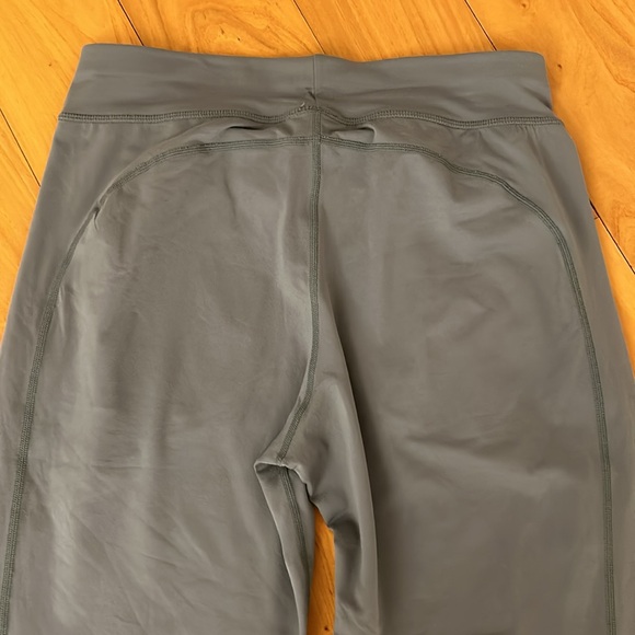 Sweaty Betty green jogger pants. Excellent condition. Size Small - Picture 3 of 5